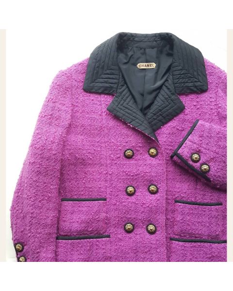 Chanel collarless jacket